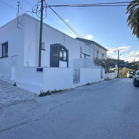 Girne Karmi De Yeni Esyali Muestakil Daireler *