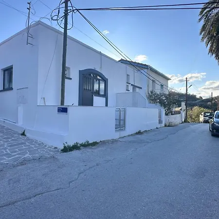 Girne Karmi De Yeni Esyali Muestakil Daireler *