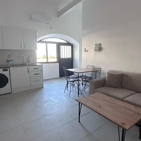 Apartment Girne Karmi De Yeni Esyali Muestakil Daireler Kannavia